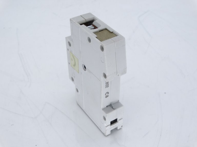 Siemens 5SX2106-6 — photo 3