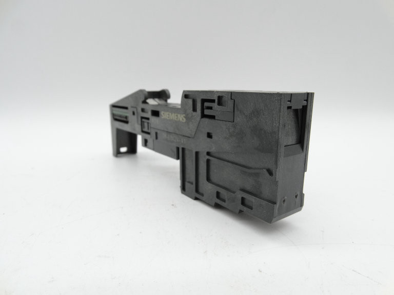 Siemens 6ES7193-4CA30-0AA0 — photo 3