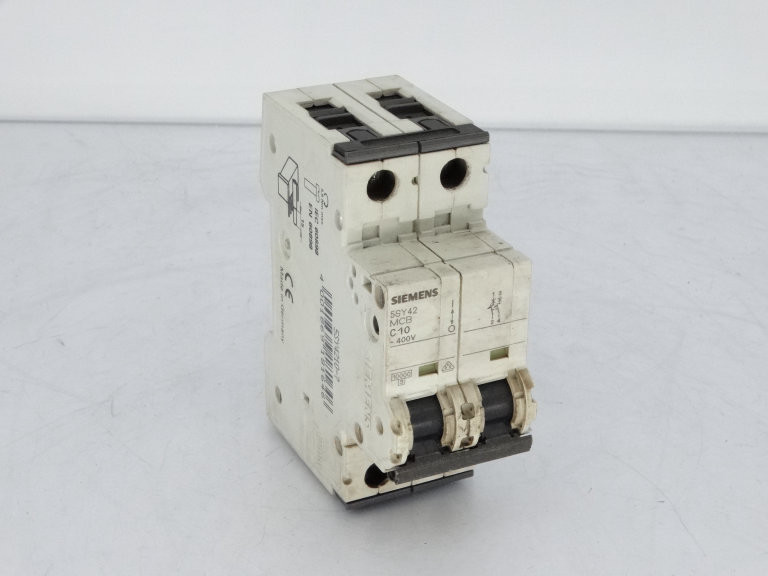 Siemens 5SY4210-7 — photo 3